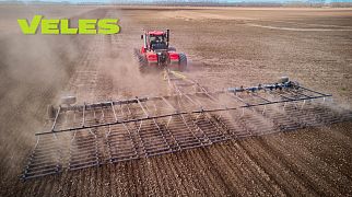 БЗШ-18 работает по зяби